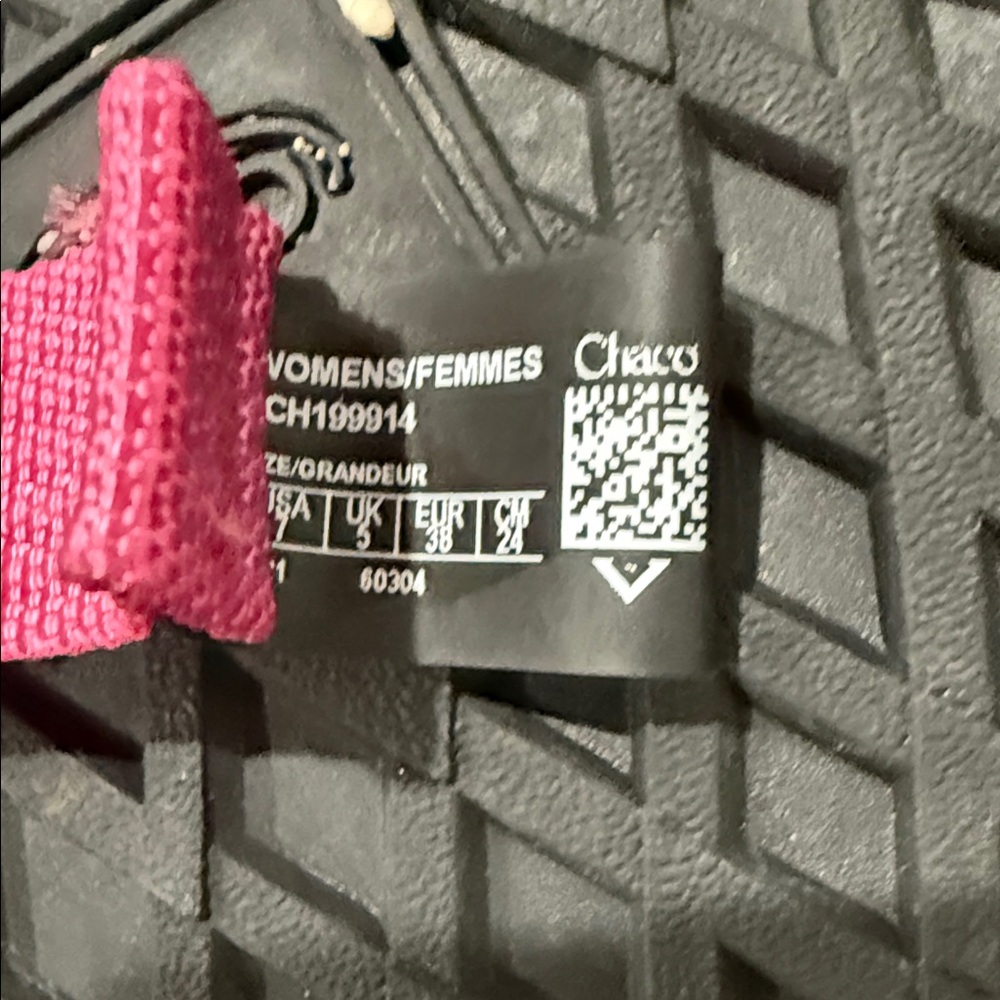 Chaco Women's Fuchsia Sandals - Picture 4 of 5